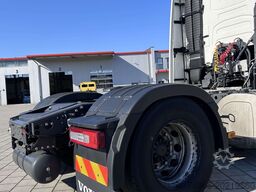 Volvo VOLVO 460 GLOBE DIESEL/LNG 4X2