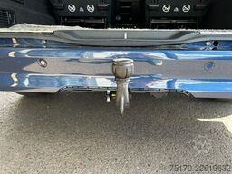 Mercedes-Benz V 300 d STYLE DISTRONIC Stdheiz AHK2,5to 360
