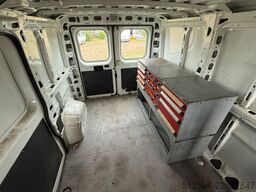 FIAT Ducato Kasten m. Werkbank & -regalen, Rfk