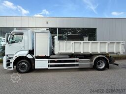 Ford DEMODAYS 4x2 Road 1833 Daycab