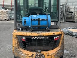 Jungheinrich TFG425s Triplex Motorölverbrauch zu hoch
