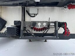System trailer closed semi w/ Thermo king unit and