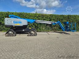 Genie S-45XC TRAX