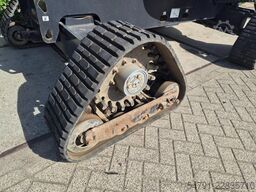 Genie S-45XC TRAX