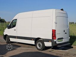 MERCEDES-BENZ SPRINTER 317 L2H2 RWD Automaat