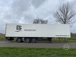 Schmitz SKO 24 Closed Box / SAF / Discbrakes / Steering...