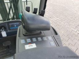 Jungheinrich EFG 215 / Triplex: 4.25m! / SS / nur 2.184h!