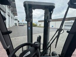 Jungheinrich EFG 215 / Triplex: 4.25m! / SS / 4.168h / 2024