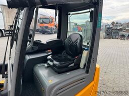 Jungheinrich EFG 215 / Triplex: 4.25m! / SS / 4.168h / 2024