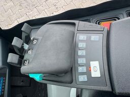 Jungheinrich EFG 215 / Triplex: 4.25m! / SS / 4.168h / 2024