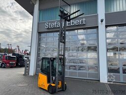 Jungheinrich EFG 215 / Triplex: 4.25m! / SS / nur 716h!