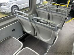 MERCEDES-BENZ eSprinter Linienbus Rollstuhl 15+10 Niederflur