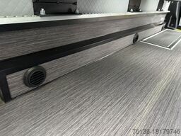 MERCEDES-BENZ eSprinter Linienbus Rollstuhl 15+10 Niederflur