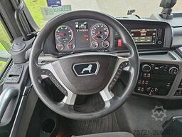 M.A.N. 26.420 TGS 6X2-4 LL LIFT ISOBOX