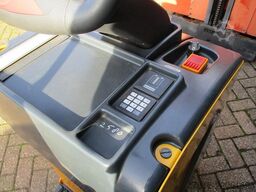 Jungheinrich EZS 130
