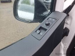VOLKSWAGEN T6   9-Sitzer-lang  4motion  1. Hand