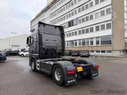 MAN TGX 18.510 4x2 XXL Retarder 2x Tank ACC Indiv.