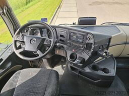 MERCEDES-BENZ ACTROS 1843