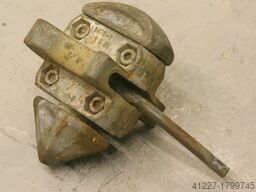 SEMI Twistlock CV-12/2