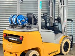 Jungheinrich TFG 425 - nur 3.871 Std. - Service Neu - KUBOTA