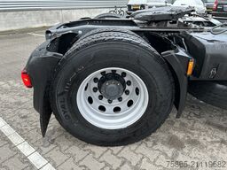 DAF CF 330 FT / Sleeper Cab / 616 dkm / NL Truck