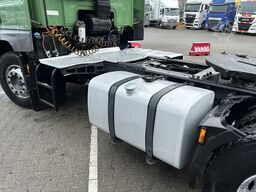 DAF CF 330 FT / Sleeper Cab / 616 dkm / NL Truck