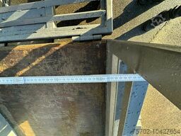 Dede Tieflader mit Auffahrampe Nutzlast 1.450kg