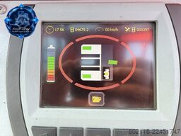 Combilift C4000ET TRIPLEX 6900 WIDE FORK POSITIONE