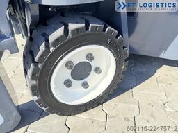 Combilift CB3000 DIESEL TRIPLEX 5500 FREE-LIFT
