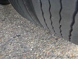 Meert Semi Curtainside / SAF / Double Tires