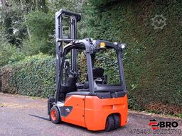 Linde E16-02 EVO Triplex