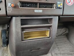 MERCEDES-BENZ 711D Vario Doka Thoma Feuerwehr