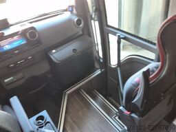 MERCEDES-BENZ 517 Lord Comfort XXL Vorlauffahrzeug 23 SS
