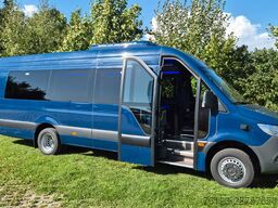 MERCEDES-BENZ 517 Lord Comfort XXL Vorlauffahrzeug 23 SS