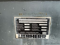 Liebherr A 912