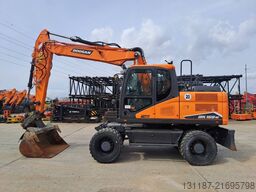 Doosan DX160W-7