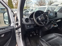 MERCEDES-BENZ Sprinter 216 CDI Doka  1. Hand