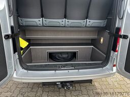VOLKSWAGEN Crafter 21+3 Bus Automatik LED Klima Heizung