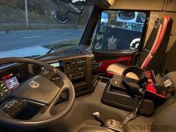 VOLVO FMX 420 8x4 Montagekran 29m + JIB+Seilwinde