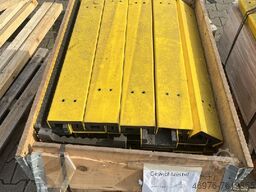 Höhe: 970 mm/ Innenbreite: 970 mm (inkl. Schaumstoff)/ gelb