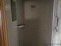 Renault Midlum 220 MEDISCHE VRACHTWAGEN /CAMION MEDICAL...