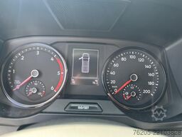 VW Crafter 35 2,0 TDI FWD MR/HD 'Winter-Frischdienst'