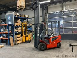 Heli Elektrostapler 4 Rad CPD 15