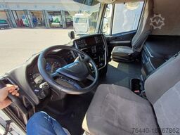 IVECO AS440S46T/FPLT mit Kipphydraulik