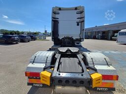 IVECO AS440S46T/FPLT mit Kipphydraulik