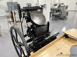Letterpress printing press foot operated