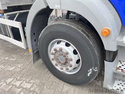 Mercedes-Benz 1824L 4x2 Schlachtabfall