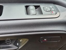 MERCEDES-BENZ 517 Lord Comfort XXL Vorlauffahrzeug 23 SS