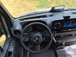MERCEDES-BENZ 517 Lord Comfort XXL Vorlauffahrzeug 23 SS