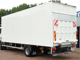 Volvo FL 250 Bakwagen + Dhollandia 1500 kg